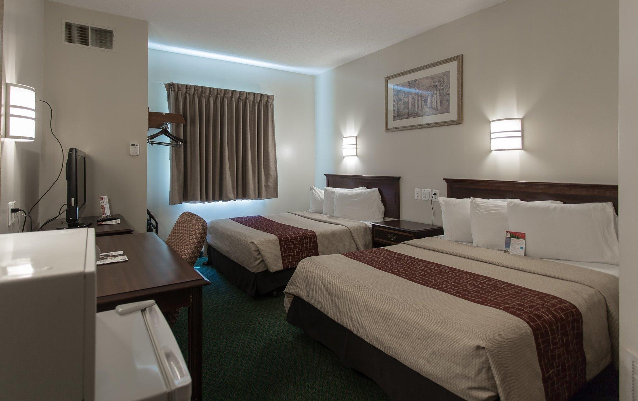 Travelodge By Wyndham Romulus Detroit Airport מראה חיצוני תמונה