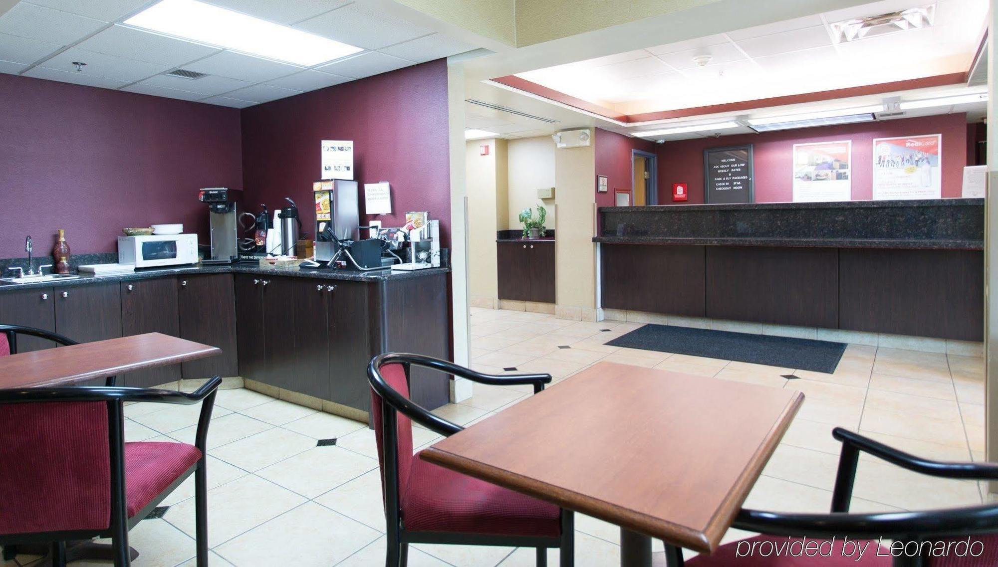 Travelodge By Wyndham Romulus Detroit Airport מראה חיצוני תמונה